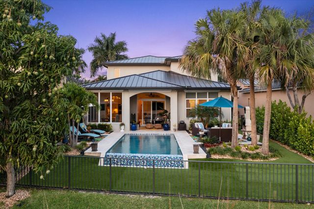 8274 NW 107th Ter, Parkland, FL 33076