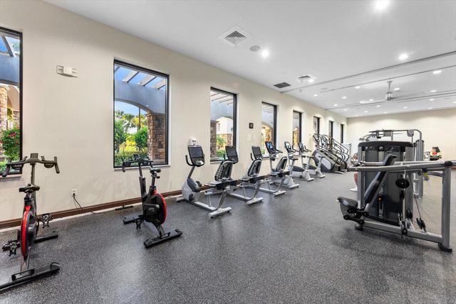 8274 NW 107th Ter, Parkland, FL 33076