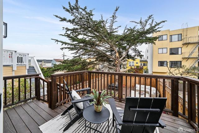 464 11th Avenue, San Francisco, CA 94121