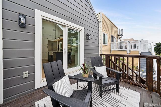 464 11th Avenue, San Francisco, CA 94121