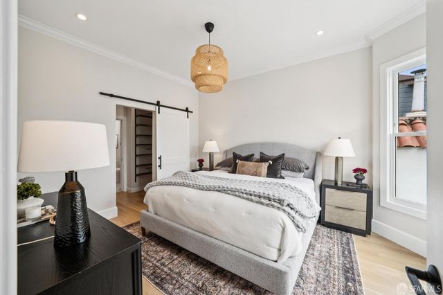 464 11th Avenue, San Francisco, CA 94121
