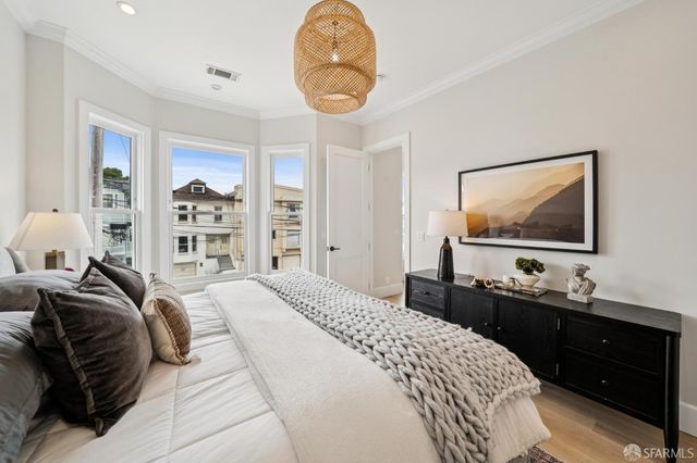 464 11th Avenue, San Francisco, CA 94121
