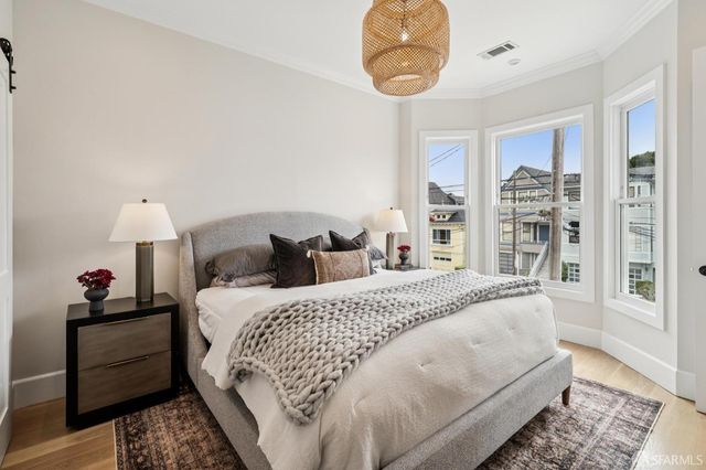 464 11th Avenue, San Francisco, CA 94121