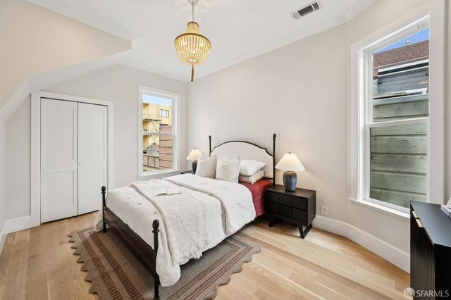 464 11th Avenue, San Francisco, CA 94121