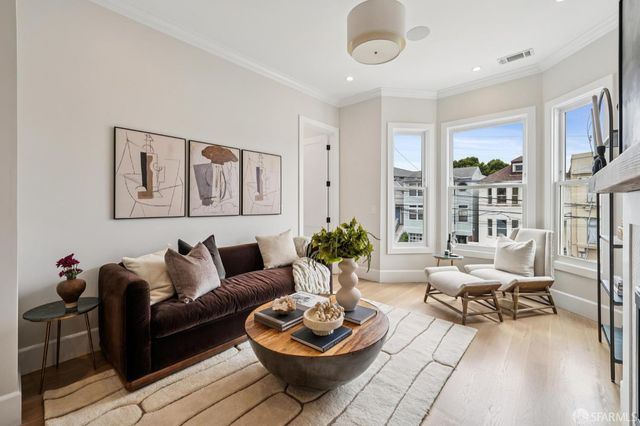 464 11th Avenue, San Francisco, CA 94121