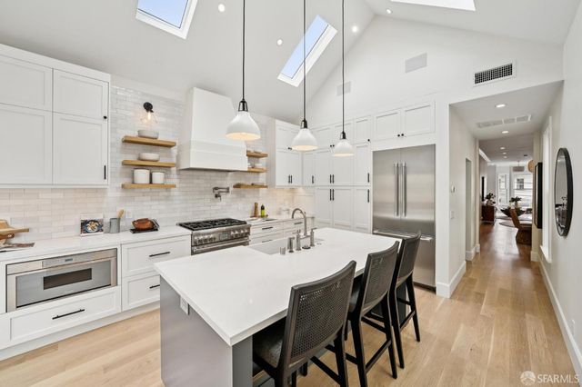 464 11th Avenue, San Francisco, CA 94121