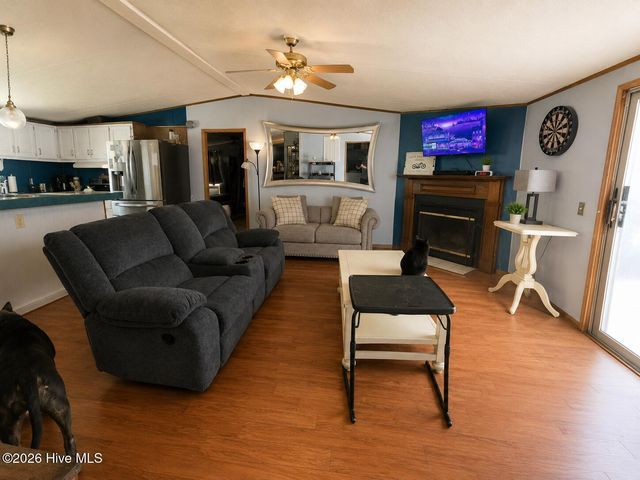 6749 Richardson Drive NW, Ocean Isle Beach, NC 28469