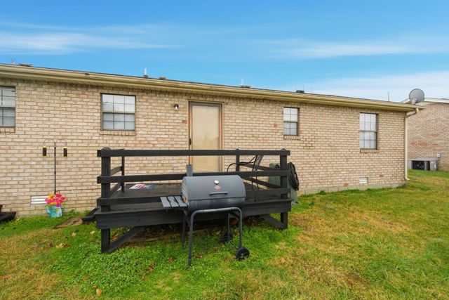 107 Gayla Ct, Portland, TN 37148