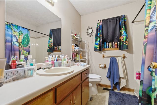 107 Gayla Ct, Portland, TN 37148