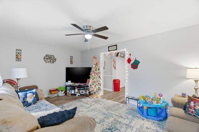 107 Gayla Ct, Portland, TN 37148