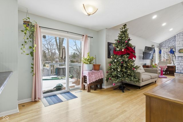 889 Bridle Circle, Carmel, IN 46032