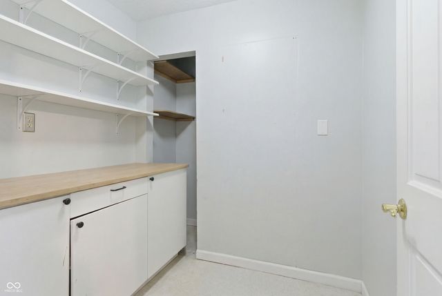 889 Bridle Circle, Carmel, IN 46032