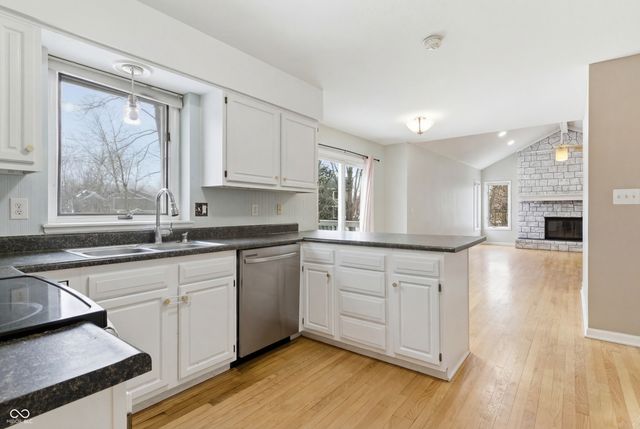 889 Bridle Circle, Carmel, IN 46032