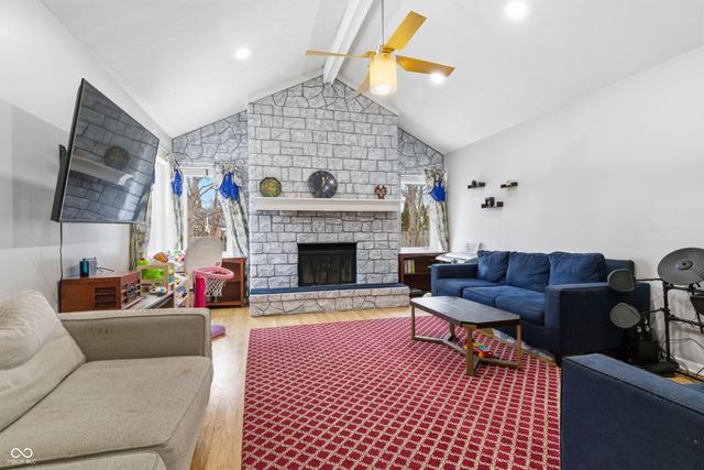 889 Bridle Circle, Carmel, IN 46032