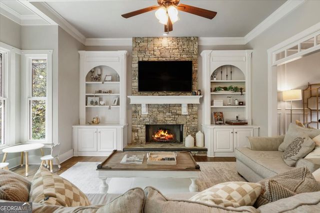 6082 Grand Loop Road, Sugar Hill, GA 30518
