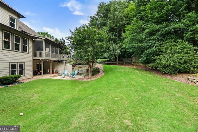 6082 Grand Loop Road, Sugar Hill, GA 30518