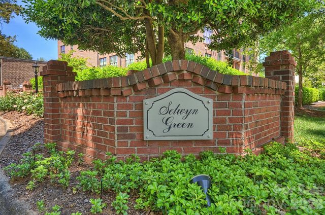 2320 Selwyn Avenue, Charlotte, NC 28207