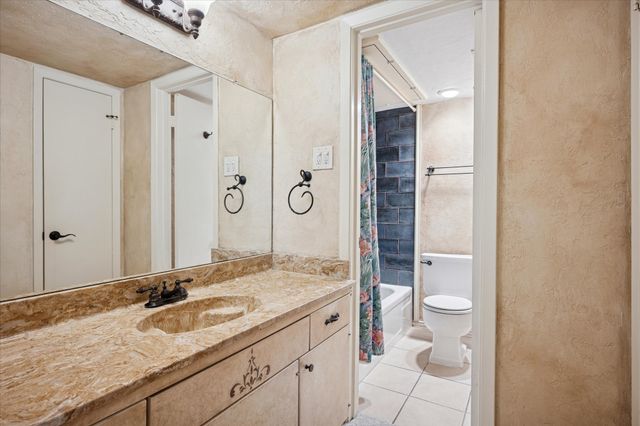 5148 Amesbury Drive 121, Dallas, TX 75206