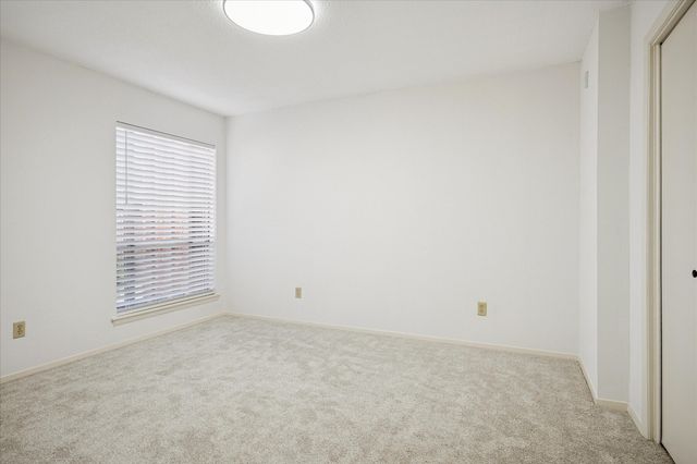 5148 Amesbury Drive 121, Dallas, TX 75206