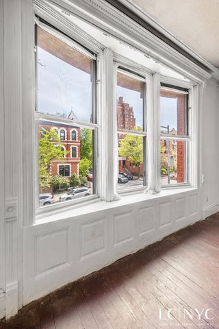 123 Manhattan Avenue, New York City, NY 10025