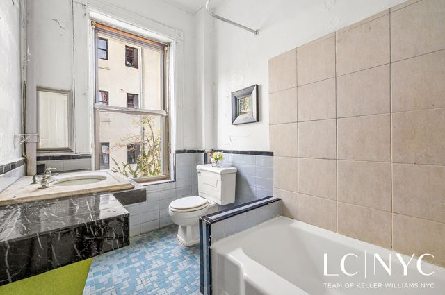 123 Manhattan Avenue, New York City, NY 10025