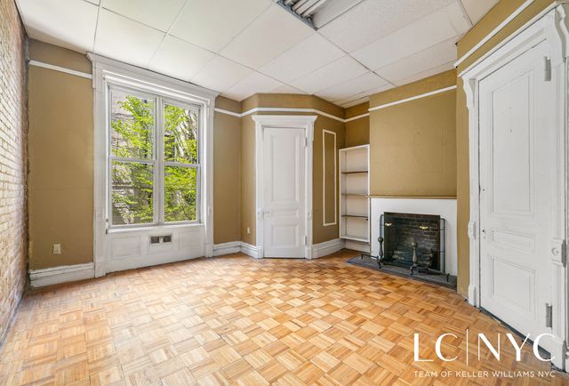 123 Manhattan Avenue, New York City, NY 10025