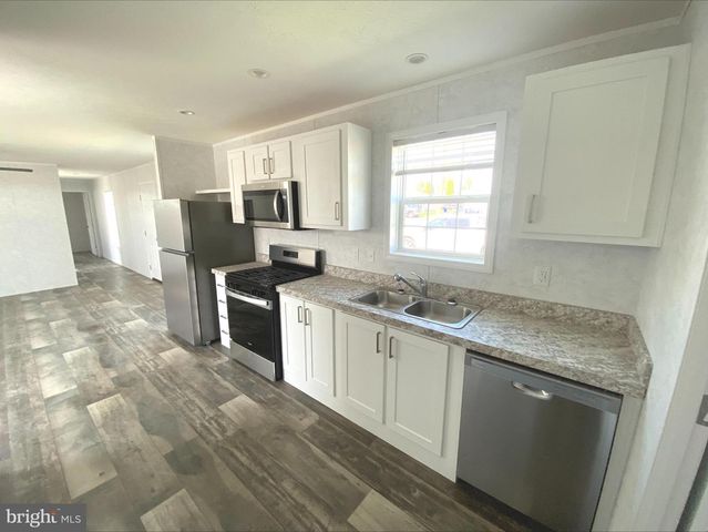 2140 HORSESHOE PARK, Honey Brook, PA 19344