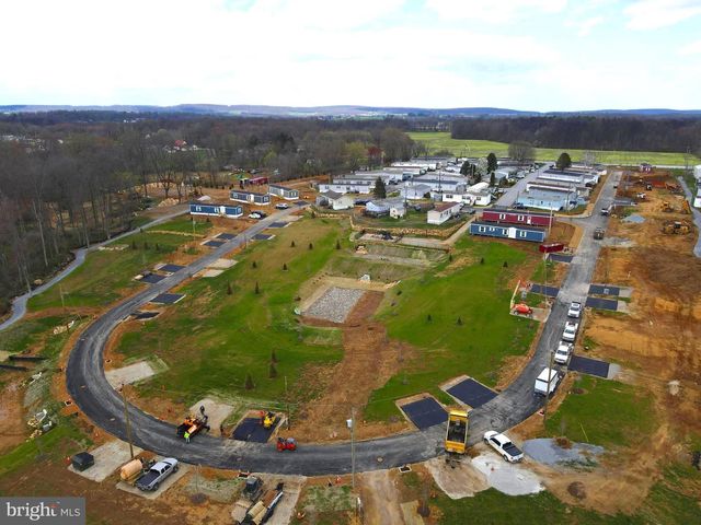 2140 HORSESHOE PARK, Honey Brook, PA 19344