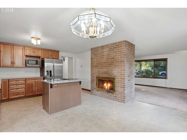 403 Ne 134TH Pl, Portland, OR 97230