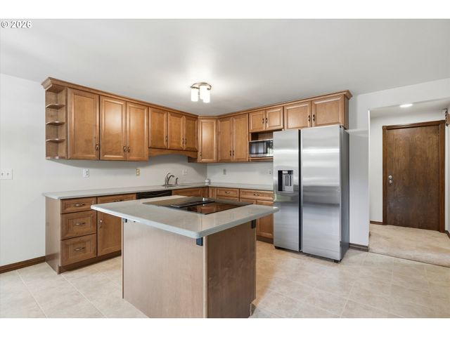403 Ne 134TH Pl, Portland, OR 97230