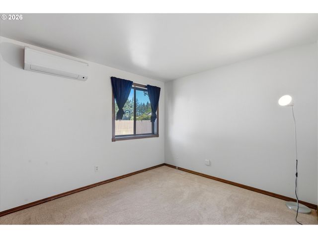 403 Ne 134TH Pl, Portland, OR 97230
