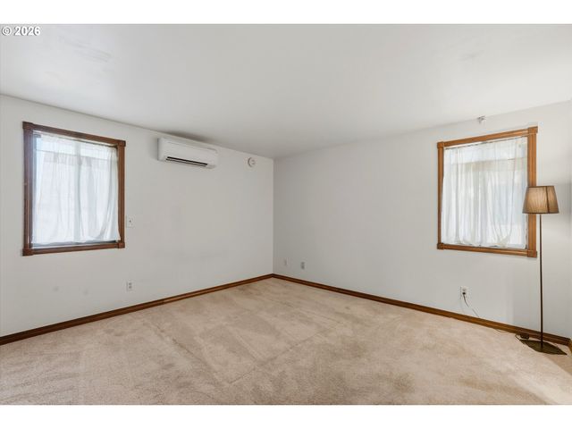 403 Ne 134TH Pl, Portland, OR 97230