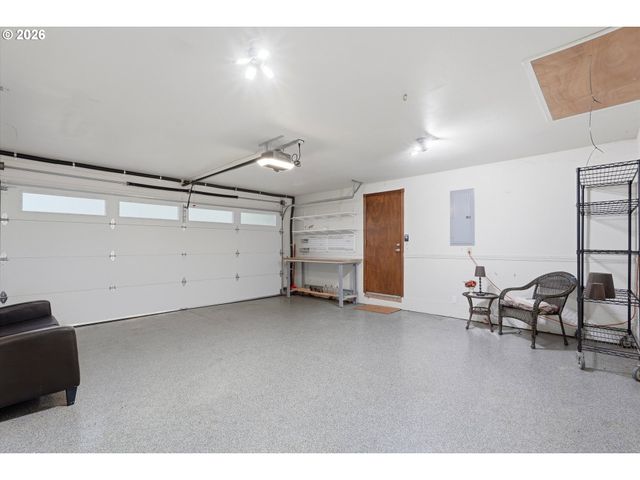 403 Ne 134TH Pl, Portland, OR 97230