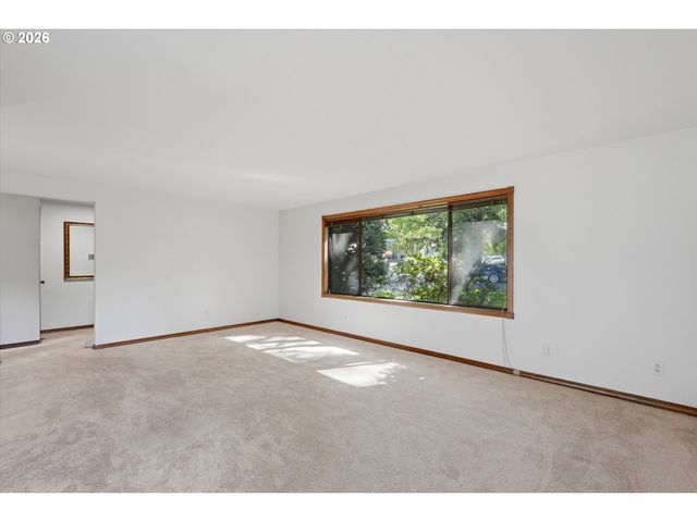 403 Ne 134TH Pl, Portland, OR 97230