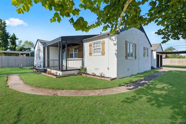 2301 Dewey Avenue, Bartlesville, OK 74003