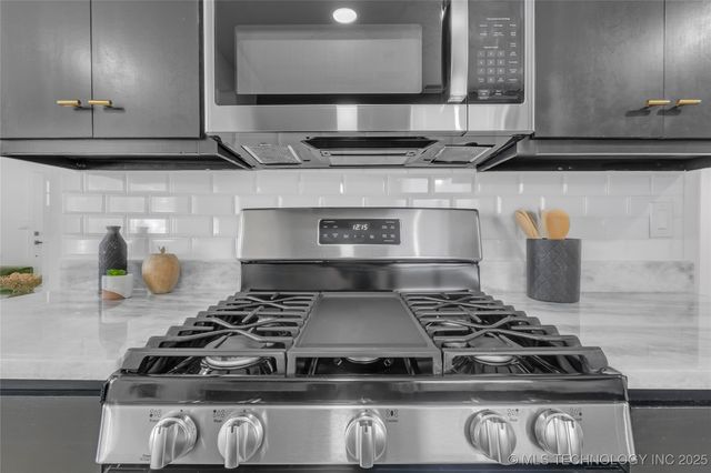 2301 Dewey Avenue, Bartlesville, OK 74003