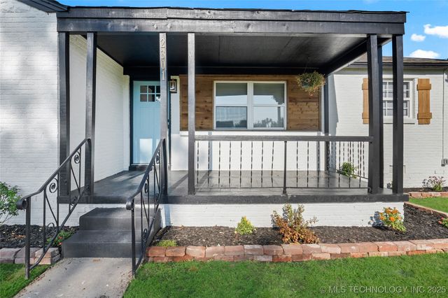 2301 Dewey Avenue, Bartlesville, OK 74003