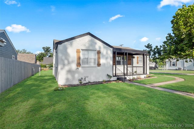 2301 Dewey Avenue, Bartlesville, OK 74003