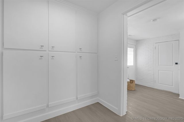 2301 Dewey Avenue, Bartlesville, OK 74003