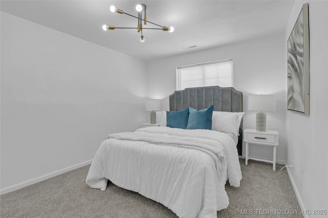 2301 Dewey Avenue, Bartlesville, OK 74003