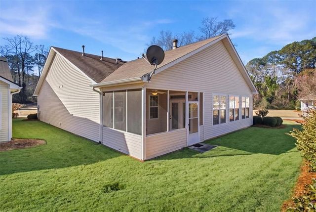 301 Singing Brook Lane, Mcdonough, GA 30253