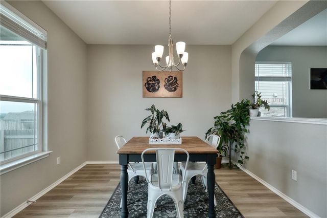 209 Asher Blue DR, Hutto, TX 78634