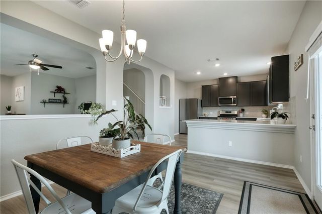 209 Asher Blue DR, Hutto, TX 78634