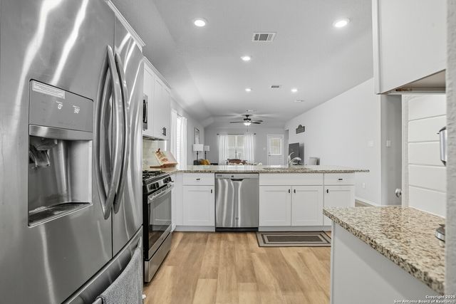 6079 Akin Quay, San Antonio, TX 78261