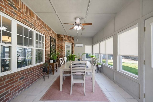 16050 Highway 72, Gravette, AR 72736