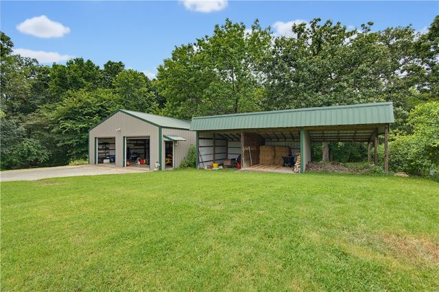 16050 Highway 72, Gravette, AR 72736