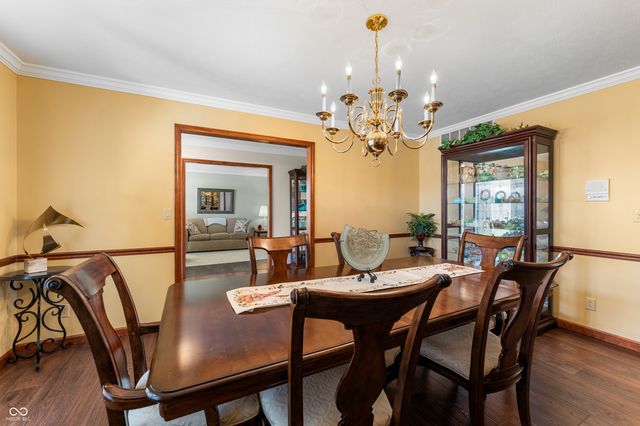 2534 Chestnut Street, Columbus, IN 47201