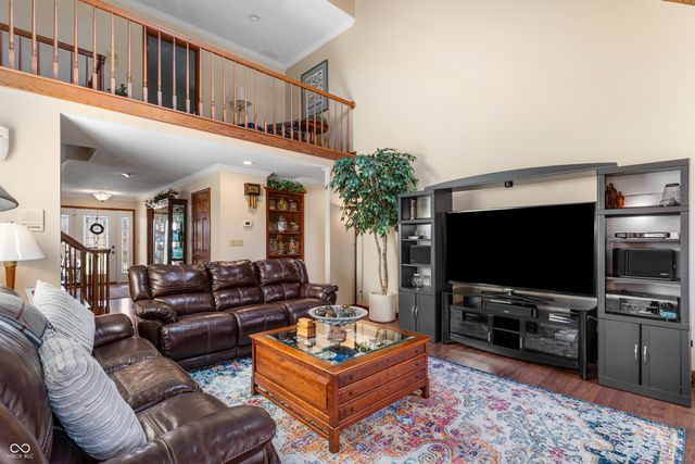 2534 Chestnut Street, Columbus, IN 47201