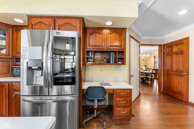 2534 Chestnut Street, Columbus, IN 47201