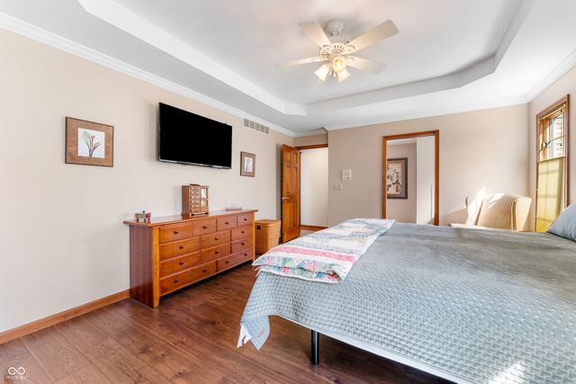 2534 Chestnut Street, Columbus, IN 47201